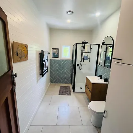 Spacious Home Near Kaiteriteri With Parking, Games And Sports Equipment Riwaka Exterior photo