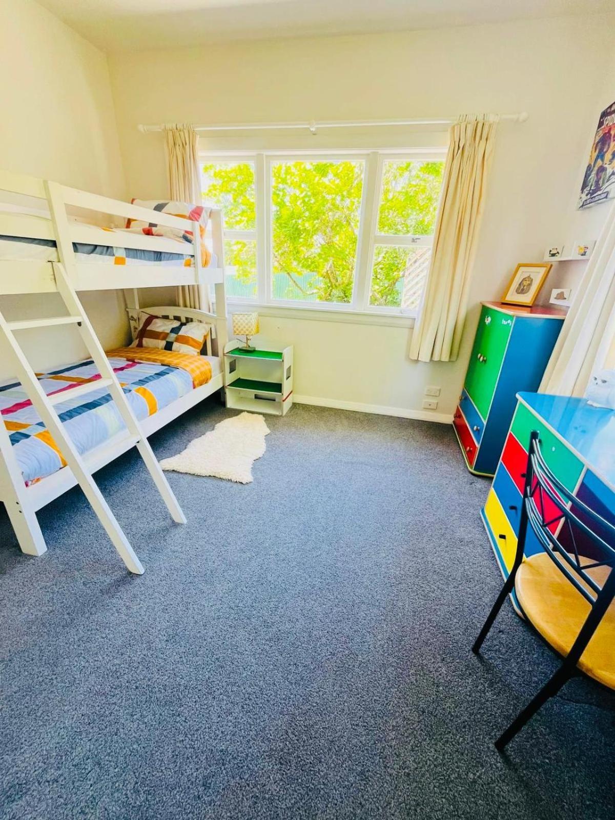 Spacious Near Kaiteriteri With Parking, Games And Sports Equipment * Riwaka