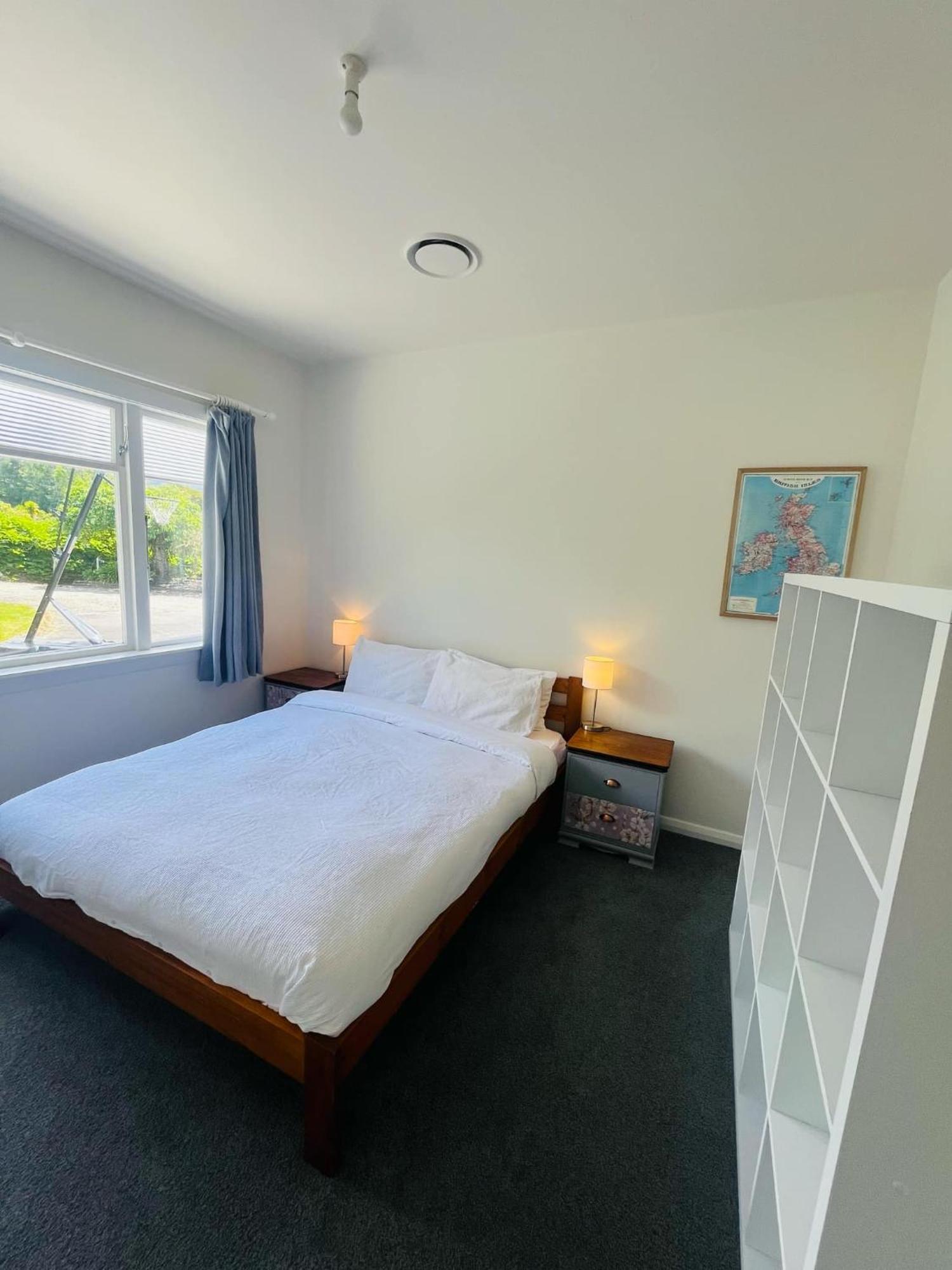 Spacious Near Kaiteriteri With Parking, Games And Sports Equipment Holiday home